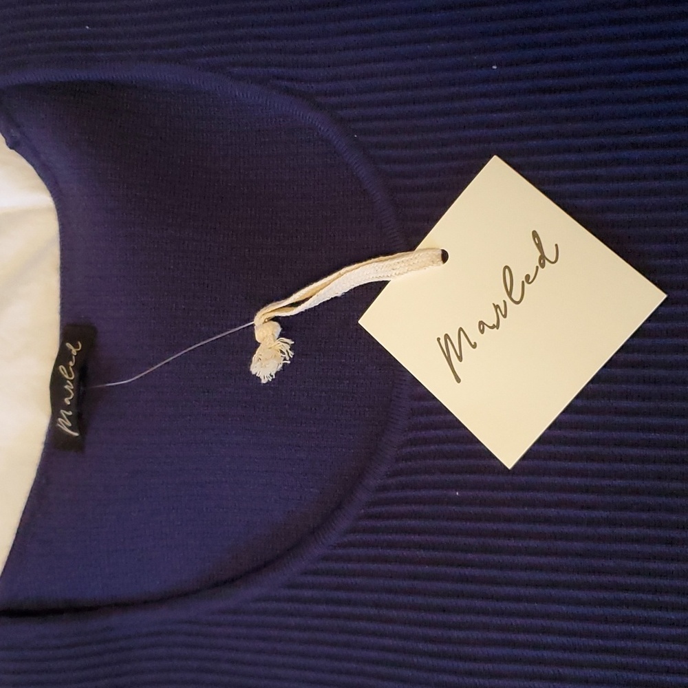 NWT Ribbed top - Picture 2 of 5